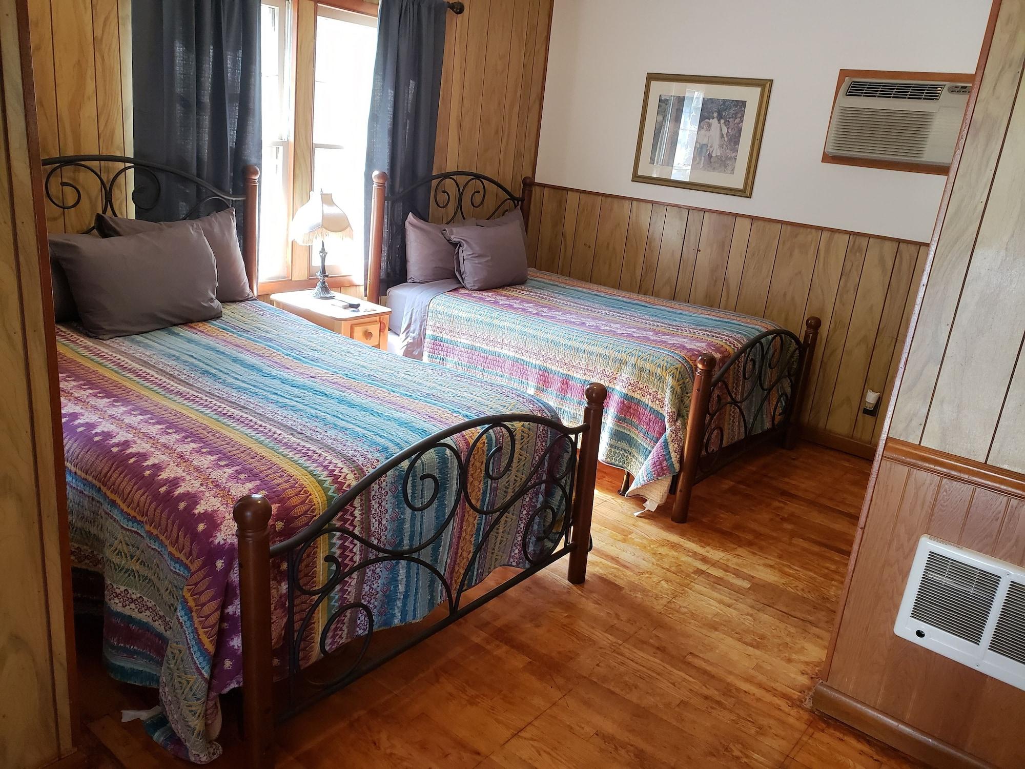Marshall'S Creek Rest Motel แกตลิงเบิร์ก ภายนอก รูปภาพ