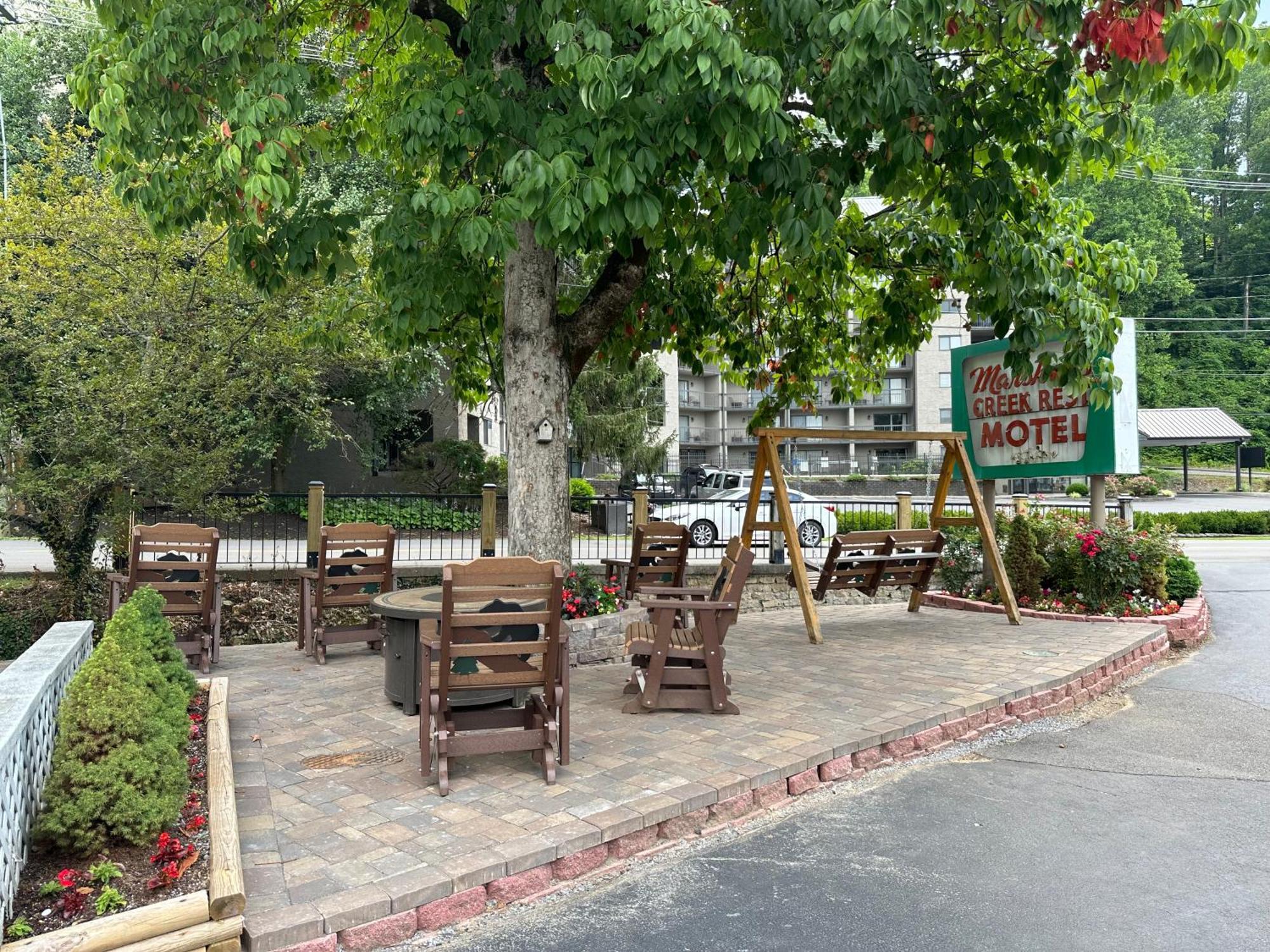 Marshall'S Creek Rest Motel แกตลิงเบิร์ก ภายนอก รูปภาพ