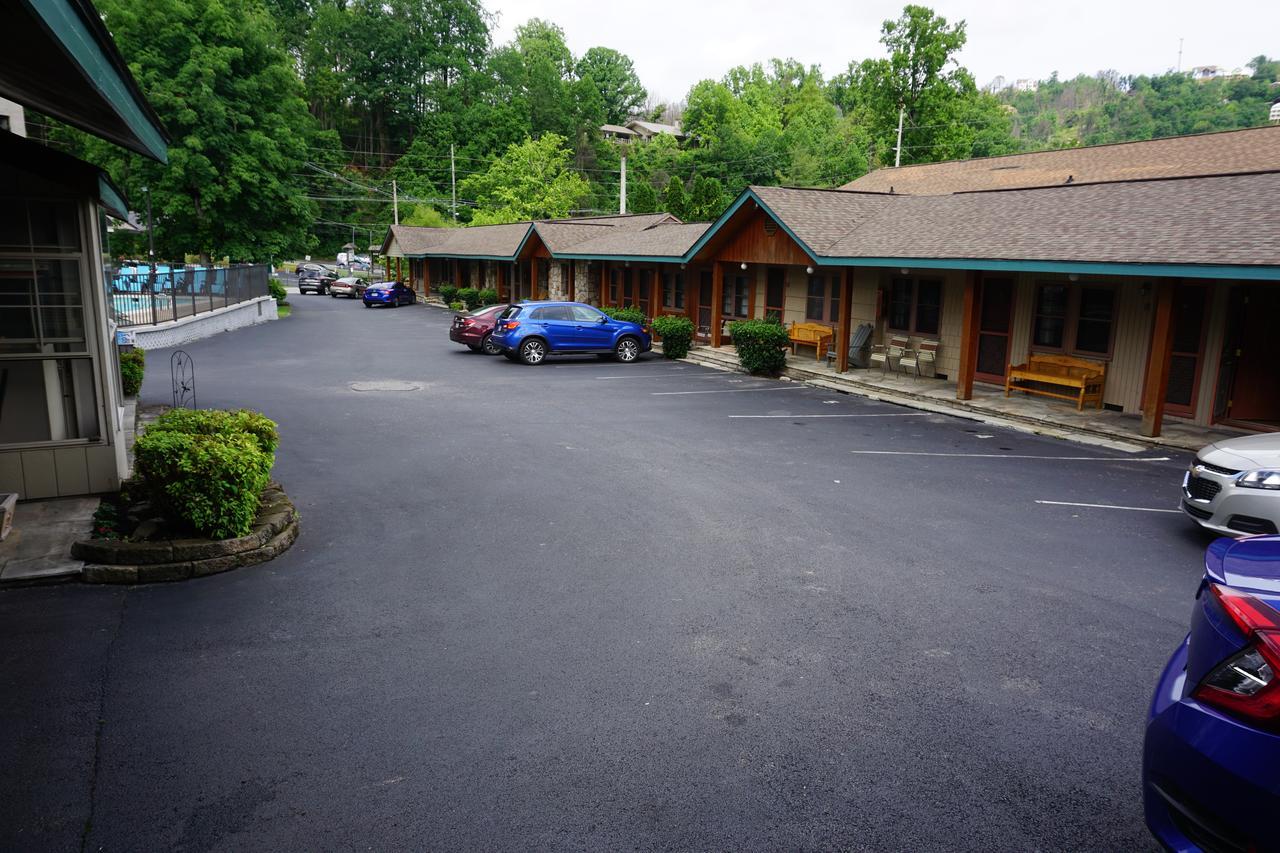 Marshall'S Creek Rest Motel แกตลิงเบิร์ก ภายนอก รูปภาพ